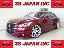 2013 Toyota Crown Hybrid