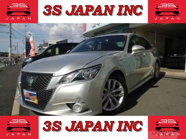 2014 Toyota Crown
