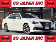 2013 Toyota Crown Hybrid
