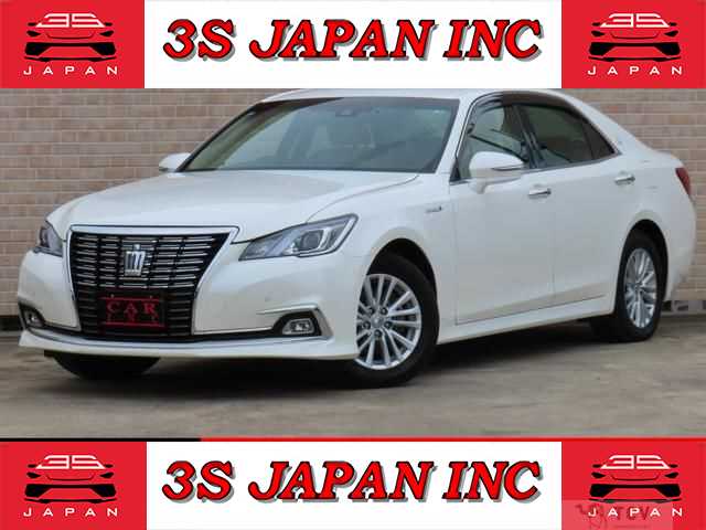 2017 Toyota Crown Hybrid