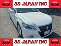2013 Toyota Crown