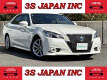 2015 Toyota Crown Hybrid