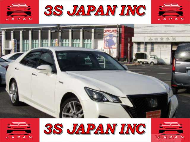 2017 Toyota Crown Hybrid