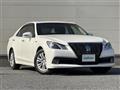 2013 Toyota Crown Hybrid