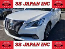 2013 Toyota Crown