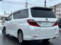 2013 Toyota Alphard