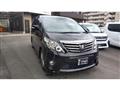 2013 Toyota Alphard