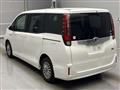 2015 Toyota Noah