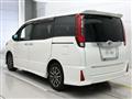 2014 Toyota Noah