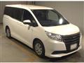 2016 Toyota Noah