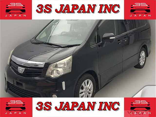 2012 Toyota Noah