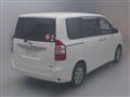 2011 Toyota Noah