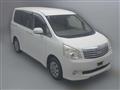 2011 Toyota Noah