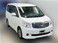 2013 Toyota Noah