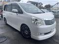 2012 Toyota Noah