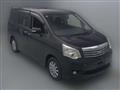 2013 Toyota Noah