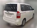 2011 Toyota Noah