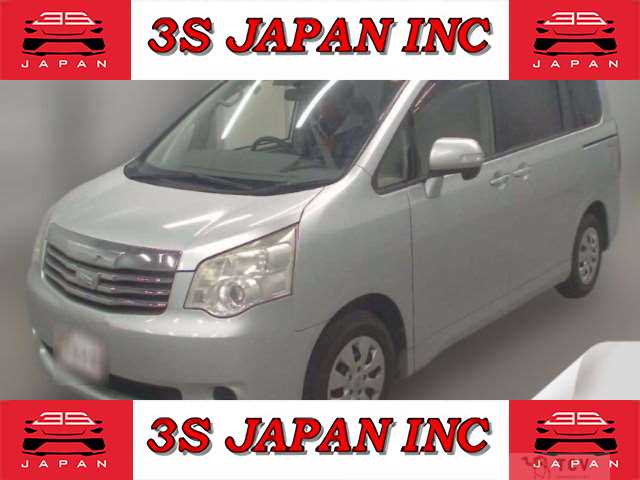2013 Toyota Noah