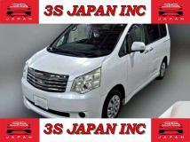 2012 Toyota Noah