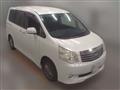 2013 Toyota Noah
