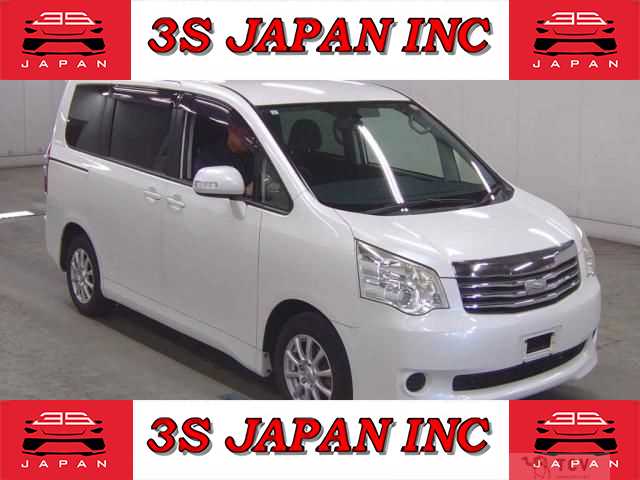 2013 Toyota Noah