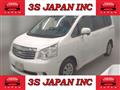 2013 Toyota Noah