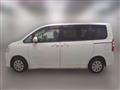 2013 Toyota Noah