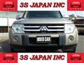 2006 Mitsubishi Pajero