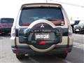 2006 Mitsubishi Pajero
