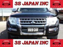 2014 Mitsubishi Pajero