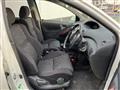2003 Toyota Vitz
