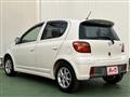 2003 Toyota Vitz