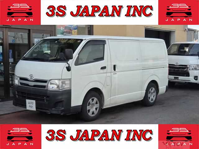 2011 Toyota Hiace Van