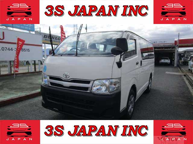 2010 Toyota Hiace Van
