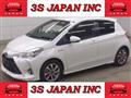 2017 Toyota Vitz