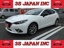 2014 Mazda Axela Sport