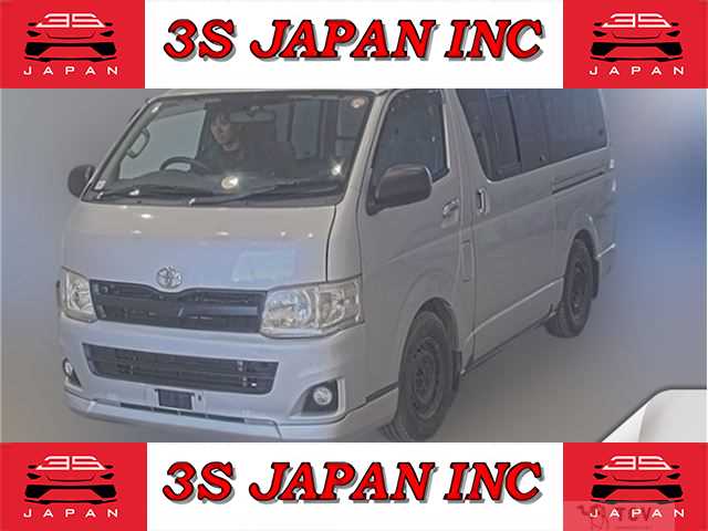 2004 Toyota Hiace Van