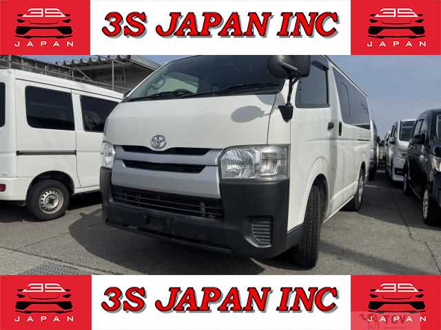 2015 Toyota Regiusace Van