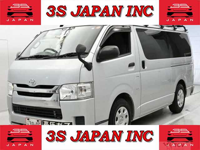 2015 Toyota Regiusace Van