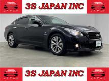 2013 Nissan FUGA HYBRID