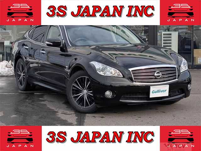 2013 Nissan FUGA HYBRID