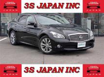 2014 Nissan FUGA HYBRID