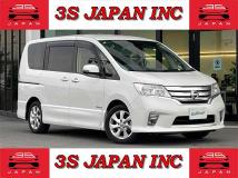 2013 Nissan Serena