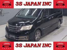 2013 Nissan Serena