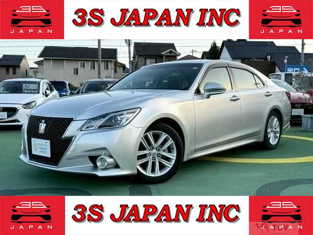 2013 Toyota Crown