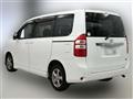 2013 Toyota Noah