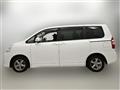 2013 Toyota Noah