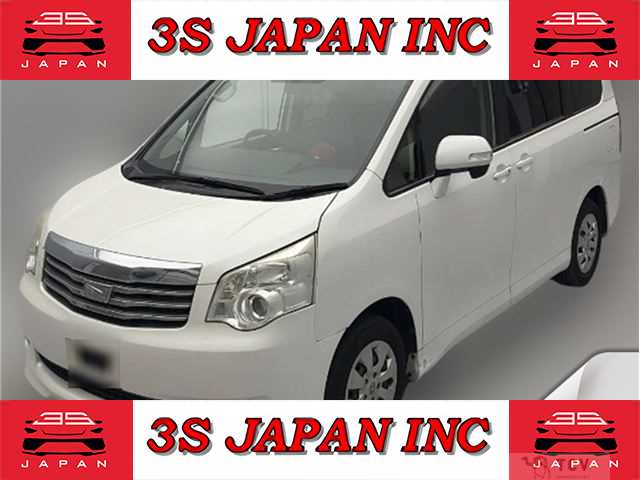 2013 Toyota Noah