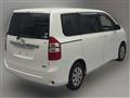 2013 Toyota Noah