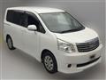 2013 Toyota Noah